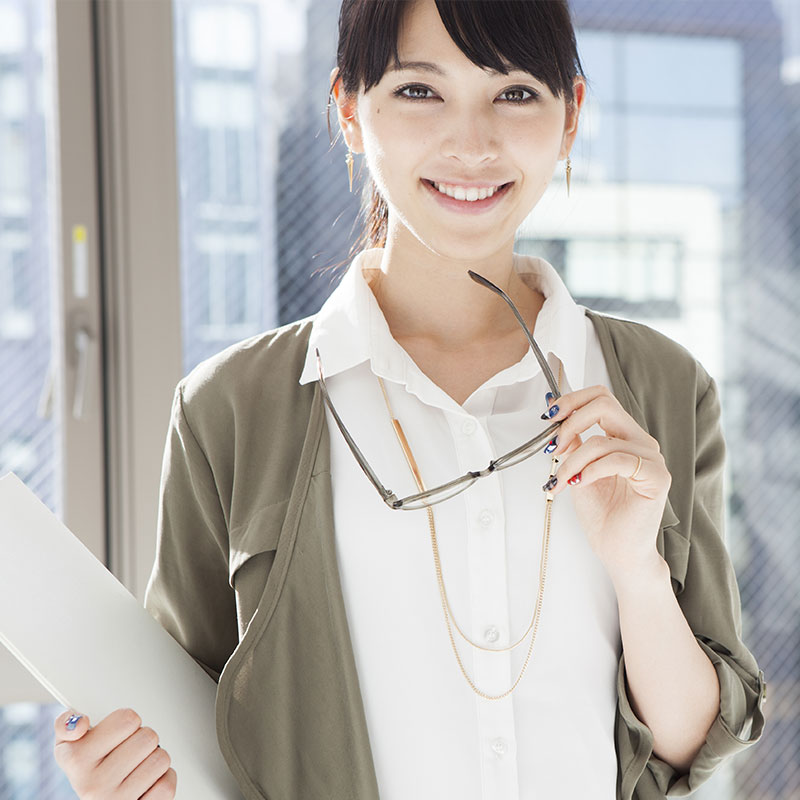 Picture of a smiling woman.